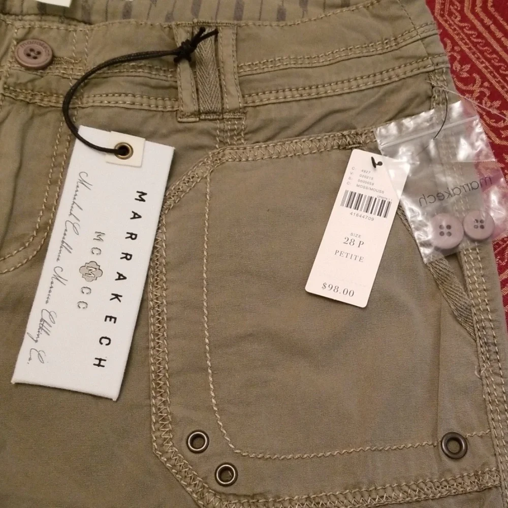Marrakech Anna convertible capris / moss Nwt